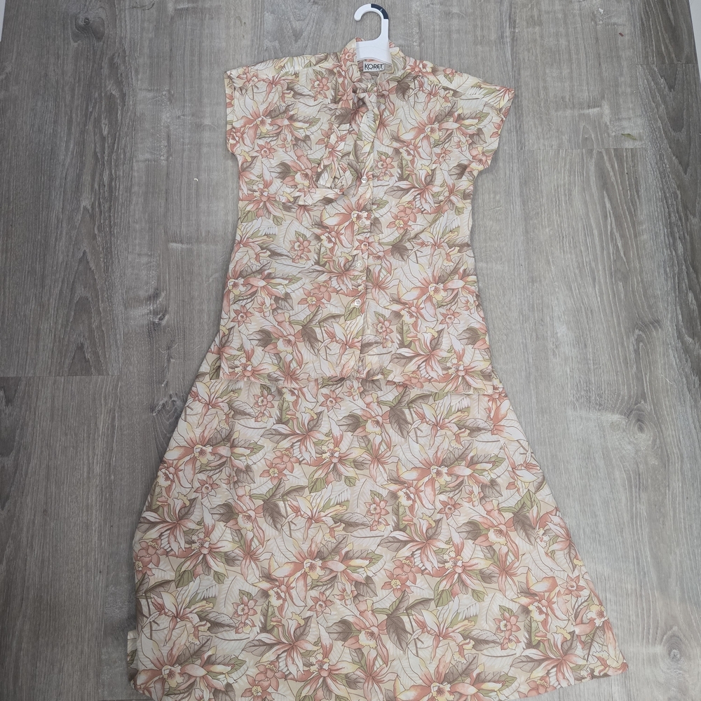 Vintage Koret Petites 2 Pc Floral‎ Skirt Set Womens Petite Blouse & Skirt derby